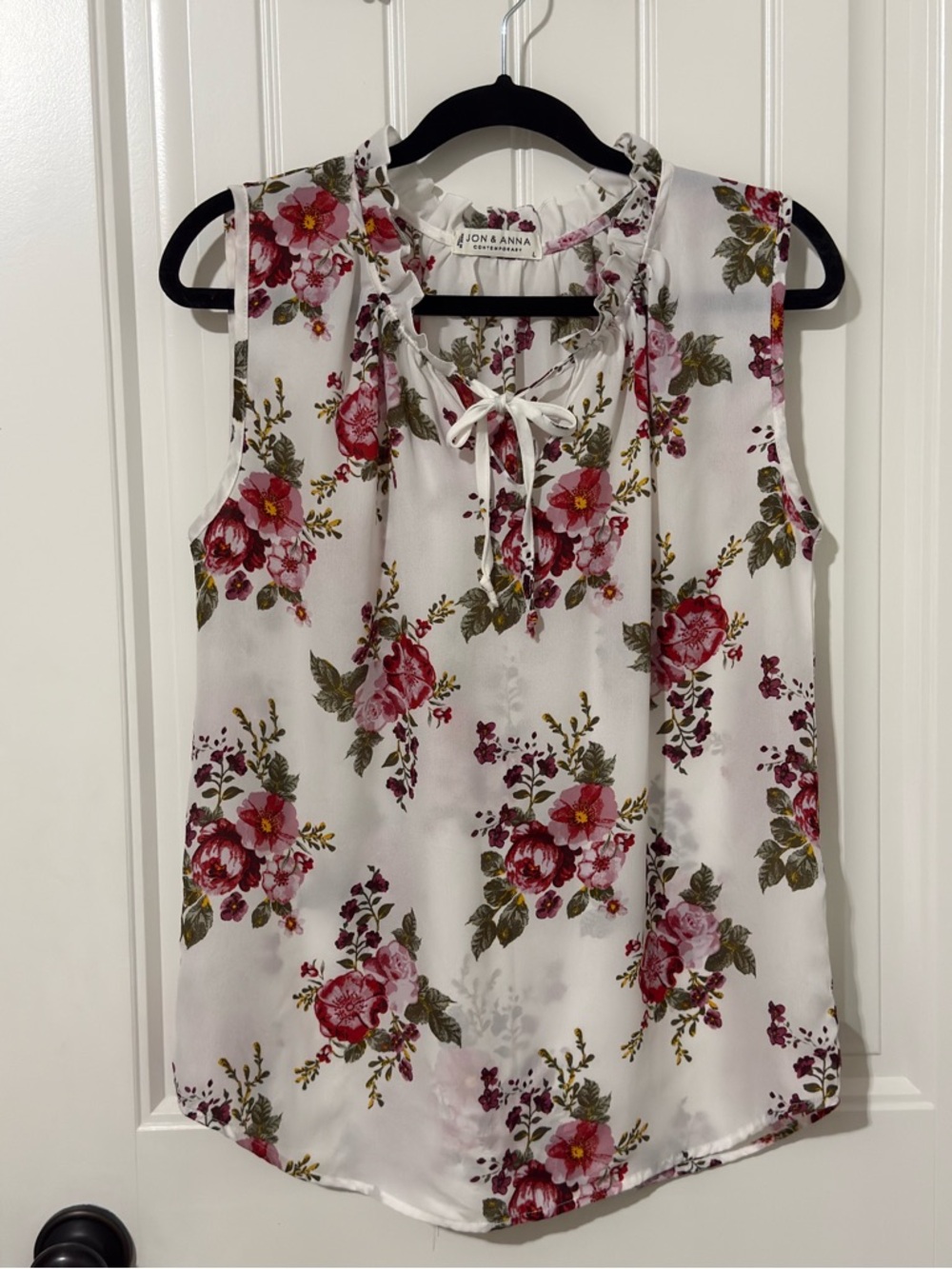 Jon & Anna White Sleeveless Floral Tie-Front Blouse